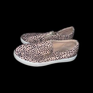 US 11 JustFab Slip On Zippered Shoes/Sneakers— 4 Zippers, No Laces/Laceless